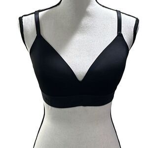 Pink Wear Everywhere wireless lightly lined bra